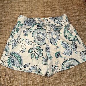 Ann Taylor Loft Paisley Floral Tie Front Shorts Blue Green size 0